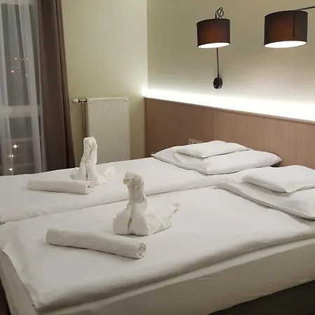 Amstel Hattyu Panzio -erintesmentes Bejelentkezes 3*