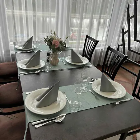 Amstel Hattyu Panzio -erintesmentes Bejelentkezes