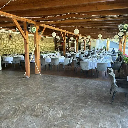 Amstel Hattyu Panzio -erintesmentes Bejelentkezes Frühstückspension