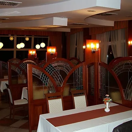 Frühstückspension Amstel Hattyu Panzio -erintesmentes Bejelentkezes 3*