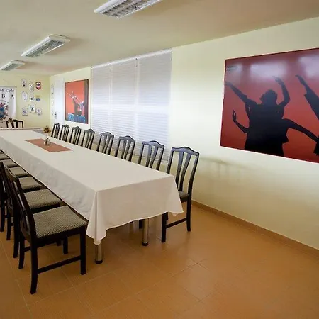 Amstel Hattyu Panzio -erintesmentes Bejelentkezes 2* Γκιόρ