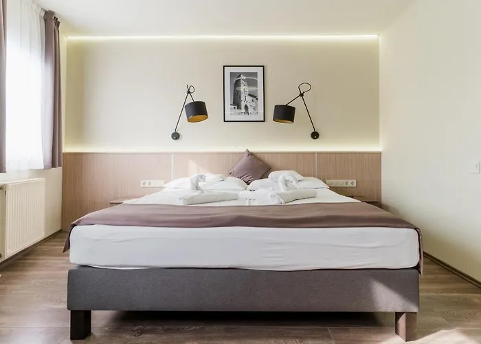 B&B Amstel Hattyu Panzio -erintesmentes Bejelentkezes Győr