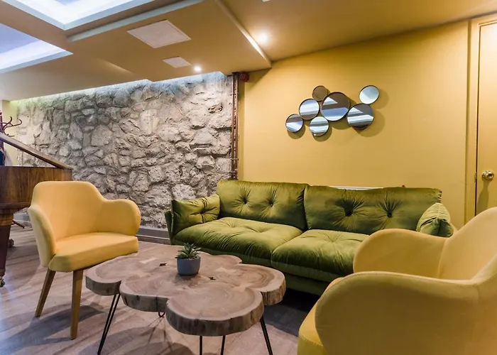 Amstel Hattyu Panzio -erintesmentes Bejelentkezes 3* Győr
